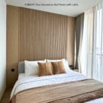 Theo ผนังตกแต่งหัวเตียงไม้ระแนง